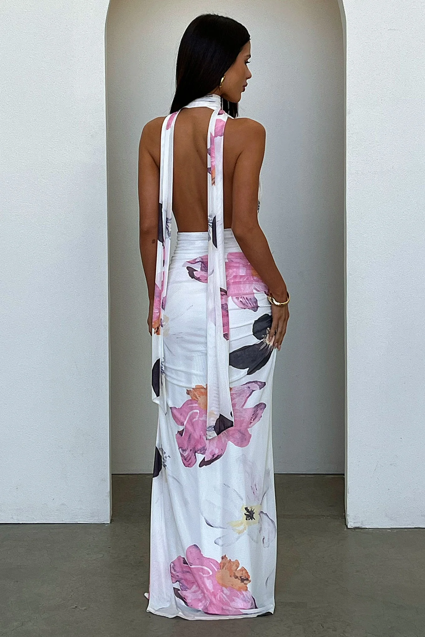 Aven Halter Neck Maxi Dress - White Floral - Image 9