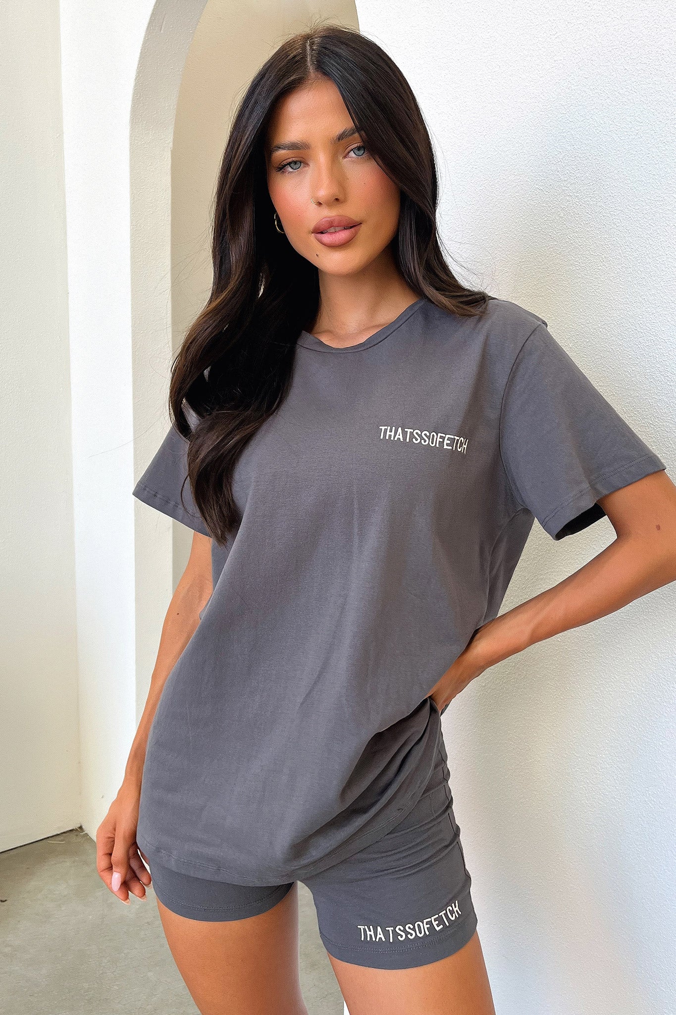 Jaska Tee - Charcoal - Image 2