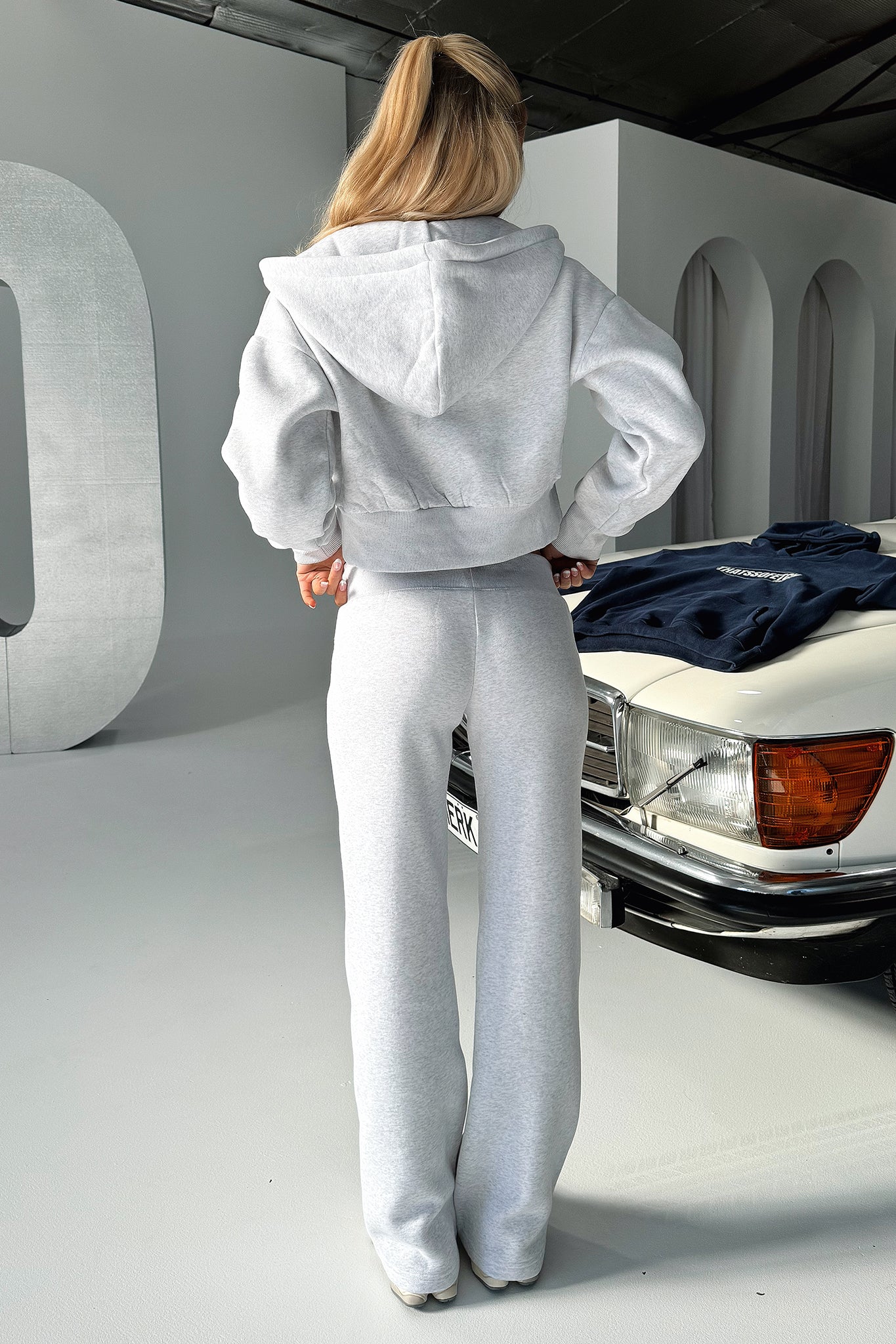 Series 10 Low Rise Sweatpants - Grey - Image 10