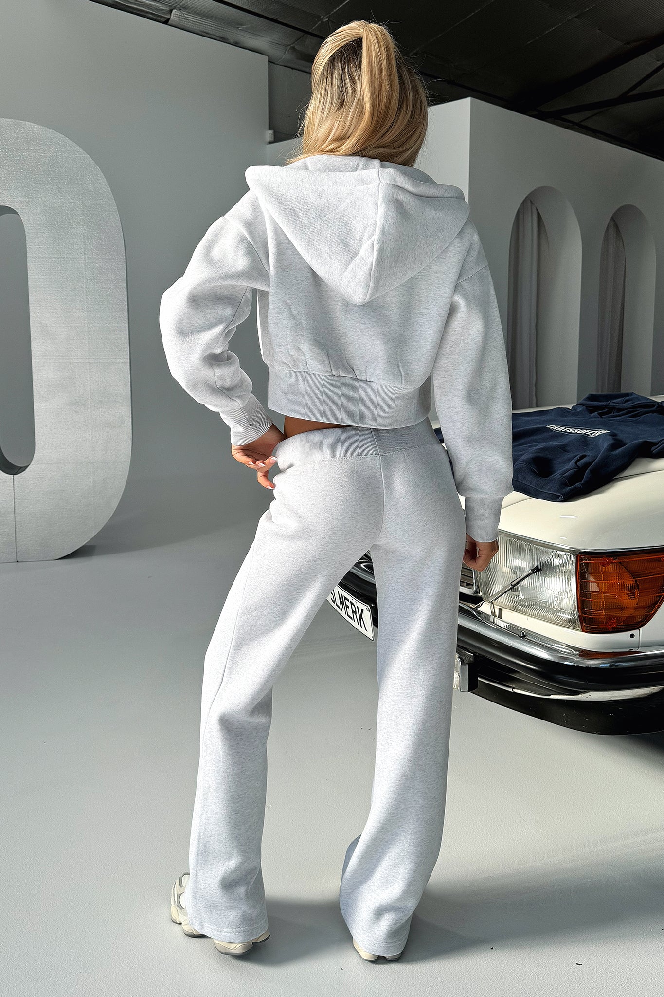 Series 10 Low Rise Sweatpants - Grey - Image 9