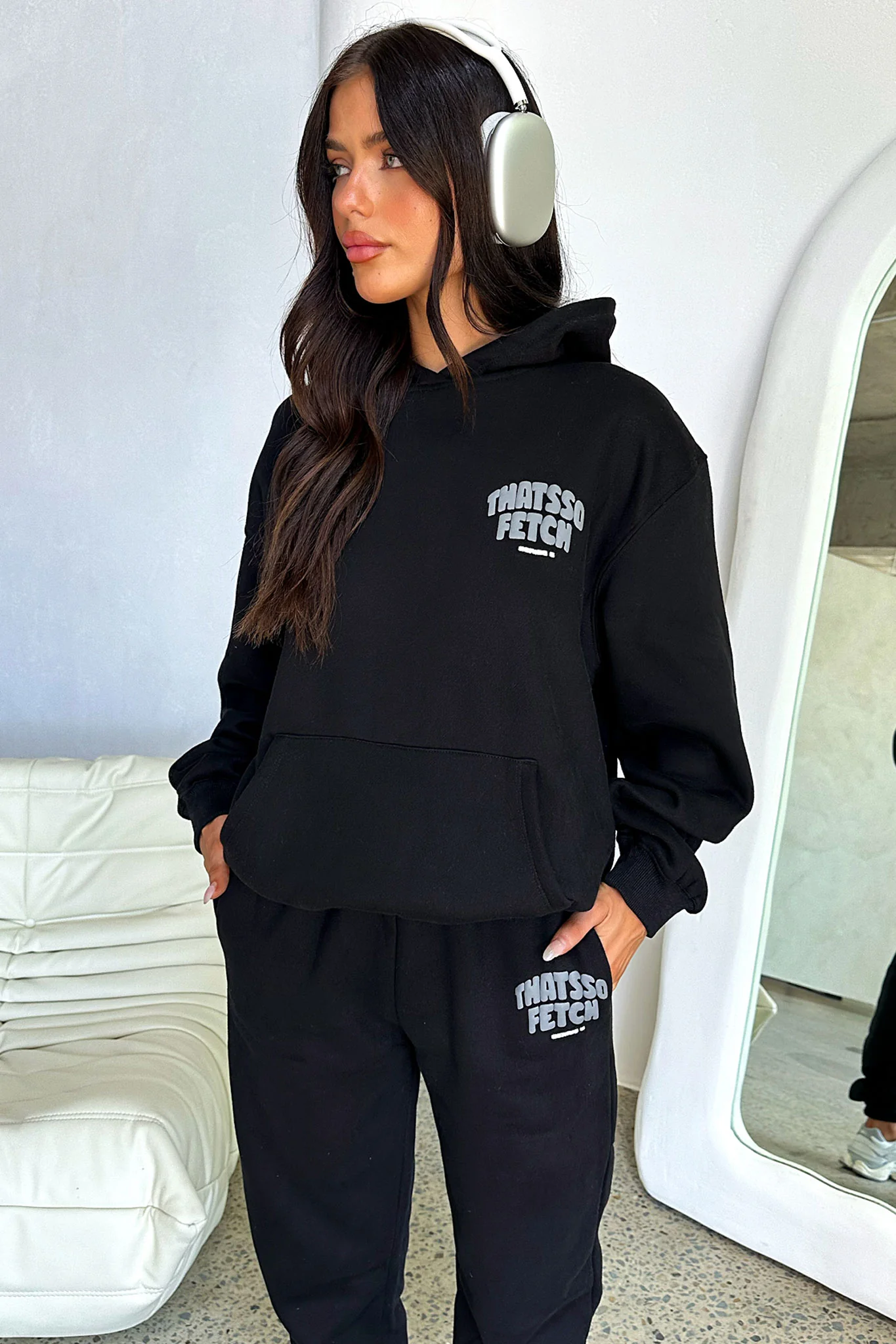 Series 5 Hoodie & Sweatpant Set - Black - Image 3