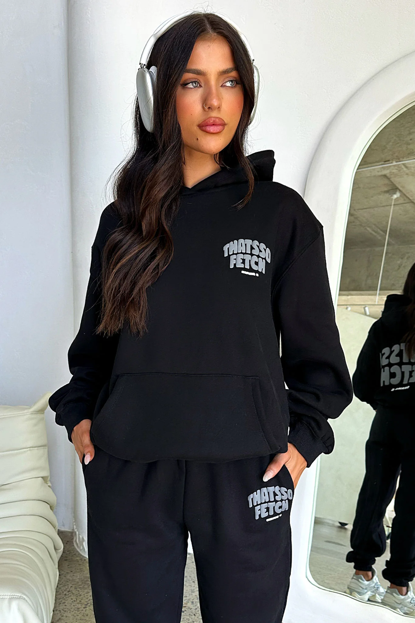 Series 5 Hoodie & Sweatpant Set - Black - Image 5