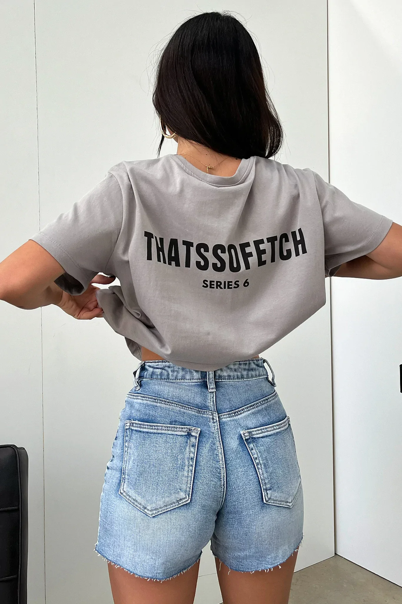 Series 6 Tee - Grey - Image 5