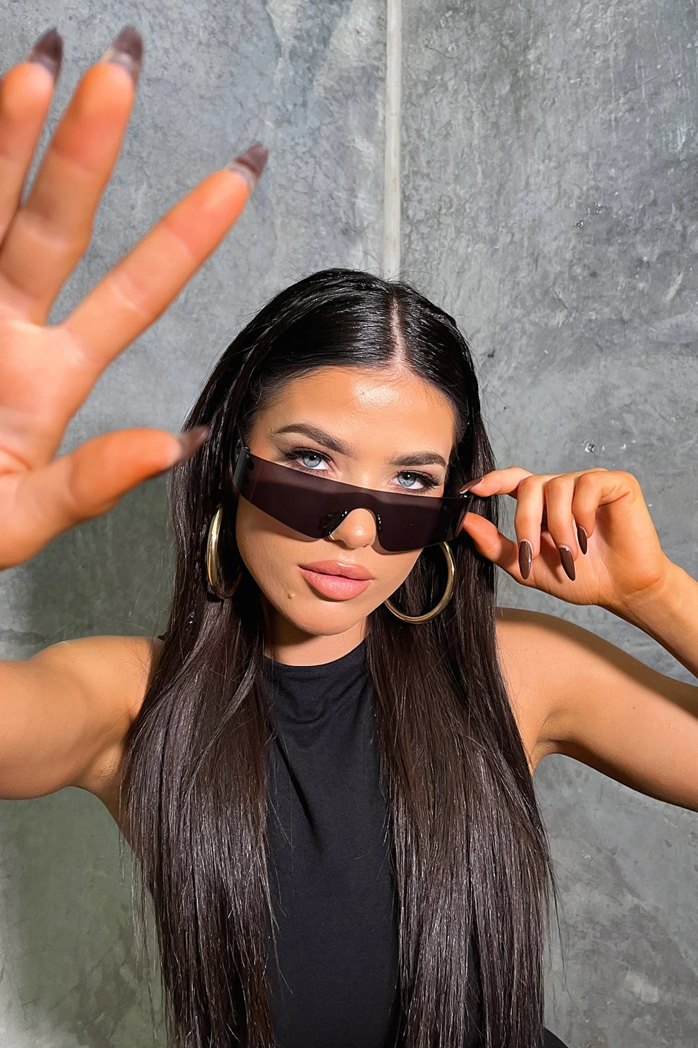 Zora Sunnies - Black - Image 3
